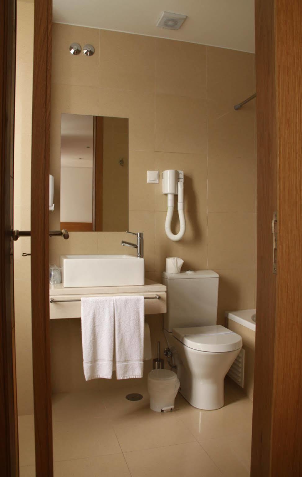 Hotel Zenite Angra do Heroísmo Zewnętrze zdjęcie